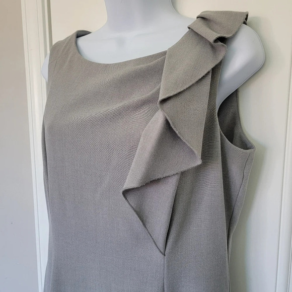 Calvin Klein Gray Sleeveless Dress Shoulder Ruffle A Line Back Zip Size 8 - Picture 2 of 12